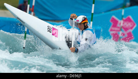 Deutschlands Sideris Tasiadis konkurriert das Semi-Finale in der Kanu-Slalom Herren Einzelbewerb (C1) bei Lee Valley White Water Centre in London 2012 Olympische Spiele, London, Großbritannien, 31. Juli 2012. Foto: Peter Kneffel Dpa +++(c) Dpa - Bildfunk +++ Stockfoto