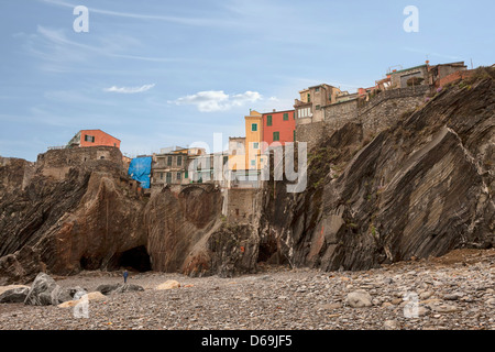 Vernazza - eine Stadt gebaut auf Felsen - Cinque Terre, Ligurien, Italien, Stockfoto