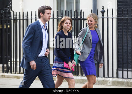 London, UK. 15. April 2013. Prinzessin Beatrice Besuch von Downing Street, London, UK. Stockfoto