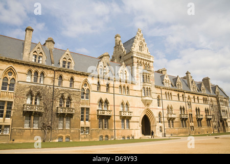 Oxford Oxfordshire Wiese Gebäude main Wiese Tor Eingang des Christ Church College und der Kathedrale eine der Oxford colleges Stockfoto