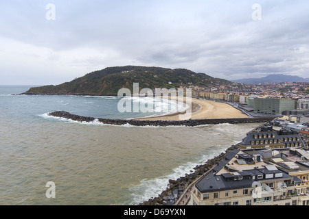 Blick vom Monte Urgull Blick auf Zurriola Strand in San Sebastián, Donostia, Baskenland, Spanien Stockfoto