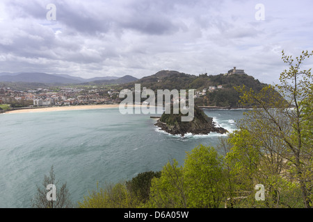 Blick vom Monte Urgull mit Blick auf Playa De La Concha in San Sebastián, Donostia, Baskenland, Spanien Stockfoto