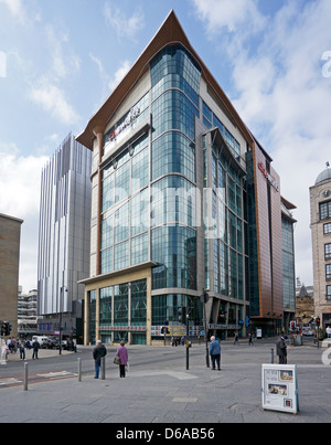 Cineworld Kino in Renfrew Street Glasgow Schottland mit Premier Inn Gebäude hinter links. Stockfoto