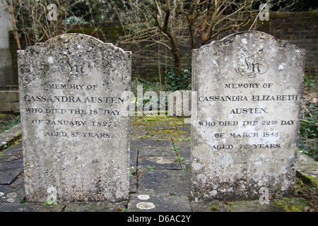 Die Gräber von Cassandra Austen (1739 – 1827) & Cassandra Elizabeth Austen (9. Januar 1773 – 22. März 1845) Stockfoto