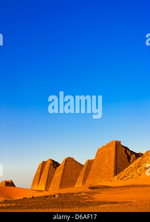 Pyramiden und Gräber In königlichen Friedhof, Meroe, Sudan Stockfoto