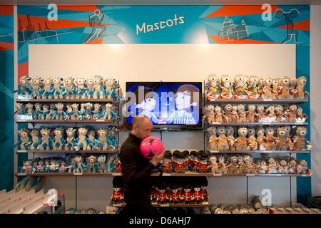 London, Vereinigtes Königreich, olympische Maskottchen im The London 2012 Shop Stockfoto