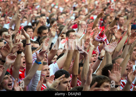 Posen, Polen, Fanmeile am Plac Wolnosci beim Spiel öffnen Stockfoto