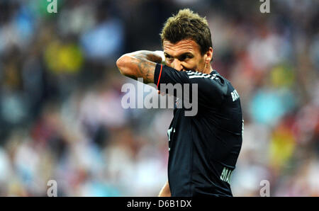 Münchner Mario Mandzukic gesehen während der DFL-Supercup-Finale zwischen FC Bayern München und Borussia Dortmund in der Allianz Arena in München, Deutschland, 12. August 2012. Foto: Thomas Eisenhuth Stockfoto