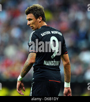 Münchner Mario Mandzukic gesehen während der DFL-Supercup-Finale zwischen FC Bayern München und Borussia Dortmund in der Allianz Arena in München, Deutschland, 12. August 2012. Foto: Thomas Eisenhuth Stockfoto