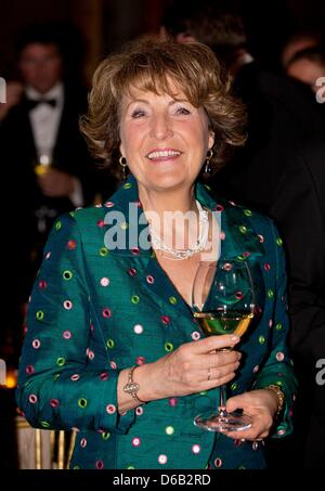 Prinzessin Margriet der Niederlande besucht das Gala-Diner "Nacht der Stars" anlässlich des 10-jährigen Bestehens der Holland-America-Freundschaft-Foundation in der Halle der Ritter in den Haag, Niederlande, 15. April 2013. Foto: DPA/Patrick van Katwijk/Alamy Live News Stockfoto