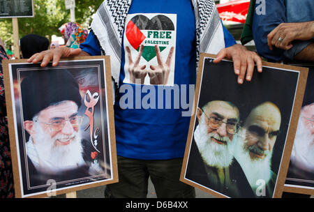 Islamisten demonstrieren für die Unterstützung Palästinas bei der internationalen Quds Day-Demonstartion in Berlin, Deutschland, 18. August 2012. Quds-Tag ist am letzten Freitag im Ramadan, bekundet Solidarität mit dem palästinensischen Volk und gegen Zionismus gedacht sowie Israels Kontrolle von Jerusalem. Foto: FLORIAN SCHUH Stockfoto