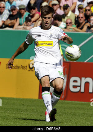 Fußball DFB-Pokal, 1. Runde Alemannia Aachen - Borussia Mönchengladbach bin Samstag (18.08.2012) Im Tivoli in Aachen. Der Mönchengladbacher Havard Nordtveit.  Foto: Roland Weihrauch Dpa/lnw Stockfoto