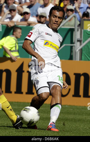 Fußball DFB-Pokal, 1. Runde Alemannia Aachen - Borussia Mönchengladbach bin Samstag (18.08.2012) Im Tivoli in Aachen. Der Mönchengladbacher Juan Arango.  Foto: Roland Weihrauch Dpa/lnw Stockfoto