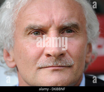 Bayer 04 Leverkusen-Sport gesehen Regisseur Rudi Voeller während der Bundesliga-match zwischen Eintracht Frankfurt und Bayer 04 Leverkusen in der Commerzbank-Arena in Frankfurt Am Main, Deutschland, 25. August 2012. Foto: Arne Dedert Stockfoto