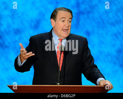 Ehemaliger Gouverneur Mike Huckabee (Republikanische of Arkansas) macht Bemerkungen zur Republican National Convention 2012 in Tampa Bay, Florida auf Mittwoch, 29. August 2012. . Bildnachweis: Ron Sachs / CNP. (Einschränkung: keine New York oder New Jersey Zeitungen oder Zeitungen im Umkreis 75 Meilen von New York City) Stockfoto