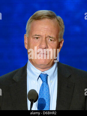 Tom Stemberg, Gründer von Staples macht Bemerkungen zur Republican National Convention 2012 in Tampa Bay, Florida am Donnerstag, 30. August 2012. . Bildnachweis: Ron Sachs / CNP. (Einschränkung: keine New York oder New Jersey Zeitungen oder Zeitungen im Umkreis 75 Meilen von New York City) Stockfoto