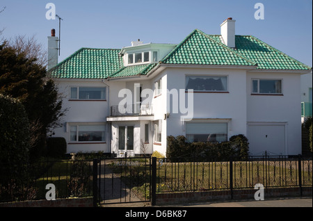 Art-Deco-1930er Jahre Gehäuse Frinton on Sea, Essex, England Stockfoto