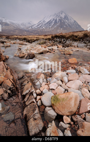 Blick Richtung Stob ein "Ghlais Chor und Creise aus den Fluss Coupall, Glencoe, Schottisches Hochland, Schottland Stockfoto