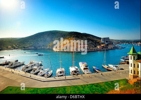 Marina Yachtclub in Balaklawa Bucht. Krim. Ukraine Stockfoto