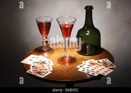 Karte Tabelle englische Trinkgefäße und Flasche Stil des 18. Jahrhunderts Stockfoto