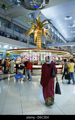 Die Duty-Free-Bereich des Dubai International Flughafen Stockfoto