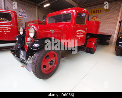 1934 Ford 46-810 mit 1951 DAF trailer pic4. Stockfoto