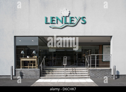 Lenleys Möbelhaus Roper Straße Canterbury Kent Stockfoto