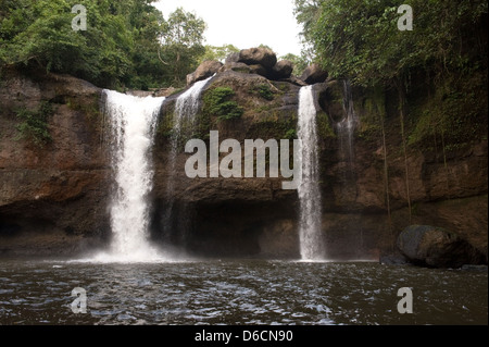 Nakhon Ratchasima, Thailand, Nam Tok Haew Suwat Wasserfall im Khao-Yai-Nationalpark Stockfoto