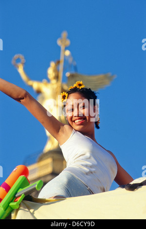 Berlin, Deutschland, Love Parade im Tiergarten auf der Straße des 17. Juni Stockfoto