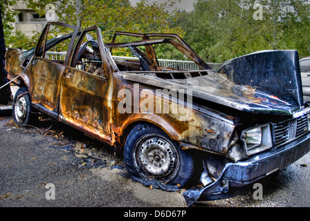 verbrannten Auto Stockfoto