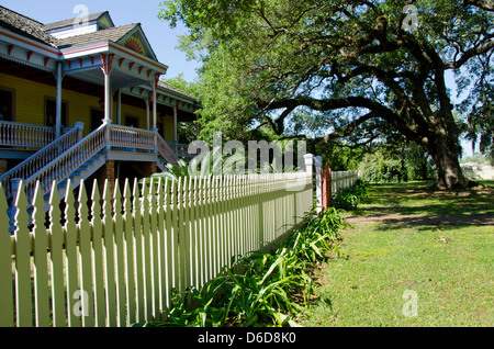 Louisiana, New Orleans und Umgebung, Vacherie. "Laura" historische Antebellum Creole Plantation. Haus von außen. Stockfoto