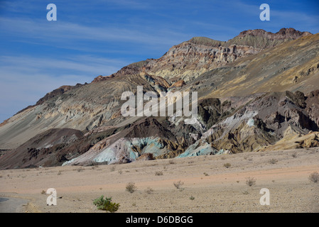 Bunte Felsen am Künstler-Palette. Death Valley Nationalpark, Kalifornien, USA. Stockfoto