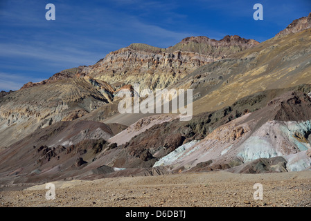 Bunte Felsen am Künstler-Palette. Death Valley Nationalpark, Kalifornien, USA. Stockfoto