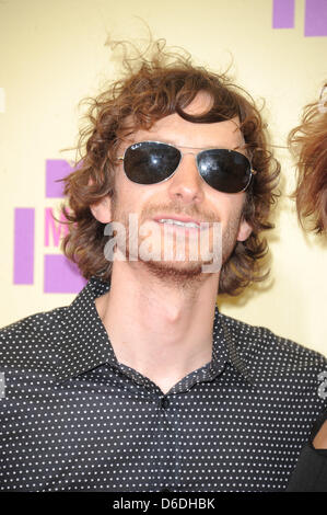 Belgisch-australische Multi-instrumental Musiker Gotye kommt bei den MTV Video Music Awards im Staples Center in Los Angeles, USA, im 6. September 2012. Foto: Hubert Boesl Stockfoto