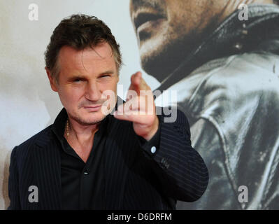 Irischer britisch-US-amerikanischer Schauspieler Liam Neeson kommt für die Premiere von seinem neuen film 96 Stunden - genommen 2 in der KulturBrauerei-Halle in Berlin, Deutschland, 11. September 2012. Der Film startet in den deutschen Kinos ab 11. Oktober 2012. Foto: Britta Pedersen Stockfoto