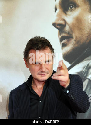 Irischer britisch-US-amerikanischer Schauspieler Liam Neeson kommt für die Premiere von seinem neuen film 96 Stunden - genommen 2 in der KulturBrauerei-Halle in Berlin, Deutschland, 11. September 2012. Der Film startet in den deutschen Kinos ab 11. Oktober 2012. Foto: Britta Pedersen Stockfoto