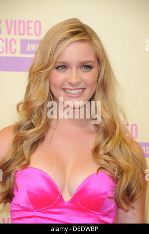 Schauspielerin Greer Grammer kommt bei den MTV Music Video Awards 2012 im Staples Center in Los Angeles, USA, am 6. September 2012. Foto: Hubert Boesl Stockfoto