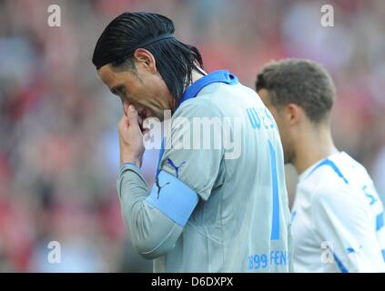 Hoffenheim Torwart Tim Wiese reagiert nach dem deutschen Bundesliga-Fußball-Spiel zwischen SC Freiburg und TSG 1899 Hoffenheim im Mage Solar-Stadion in Freiburg im Breisgau, 16. September 2012. Foto: PATRICK SEEGER (Achtung: EMBARGO Bedingungen! Die DFL ermöglicht die weitere Nutzung der nur bis zu 15 Bilder (keine Sequntial Bilder oder Video-ähnliche Reihe der Bilder erlaubt) über th Stockfoto