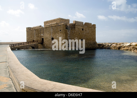 Mittelalterliche Burg neben dem Hafen, Paphos, Zypern. Stockfoto