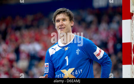 Dänemarks Torhüter Niklas Landin Jacobsen Lächeln während der Handball-Europameisterschaft match zwischen Dänemark und Deutschland in Belgrad, 23. Januar 2012. Dänemark gewann 28-26. Foto: Jens Wolf Stockfoto