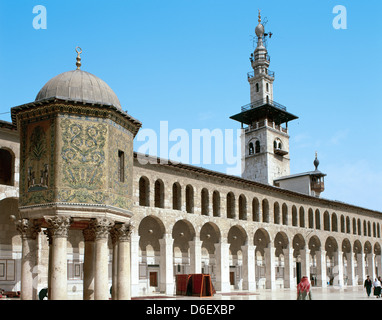 Syrien. Damaskus. Umayyaden-Moschee oder große Moschee von Damaskus. Erbaut im frühen 8. Jahrhundert. Hof. Stockfoto