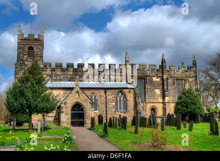 Feder an der St. Wilfrid's Church in Wilford, Nottingham England Großbritannien Stockfoto