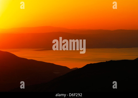 Sonnenuntergang über dem Meer von Galiläa, Israel Stockfoto