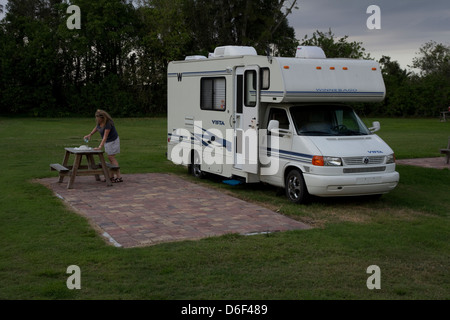 Krummen Haken RV Resort ist beliebt bei saisonalen Snowbirds und Angler suchen in der Nähe von Lake Okeechobee, Clewiston, FL Stockfoto