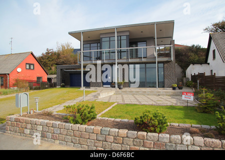 Ekensund, Dänemark, Zeichen vor ein Haus zu verkaufen Stockfoto