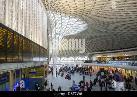 Allgemeine Ansicht Bild von London Kings Cross Station, UK Stockfoto