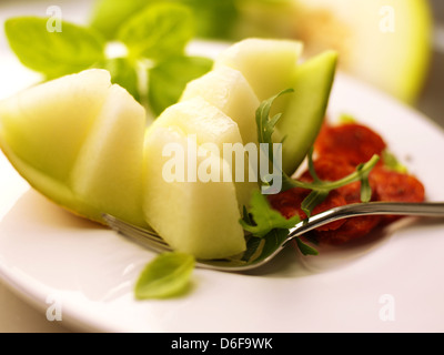 Melone und Chorizo Stockfoto