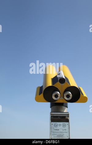 Handewitt, Deutschland, die Marke-Teleskop-Galaxie schaut zum Himmel empor Stockfoto