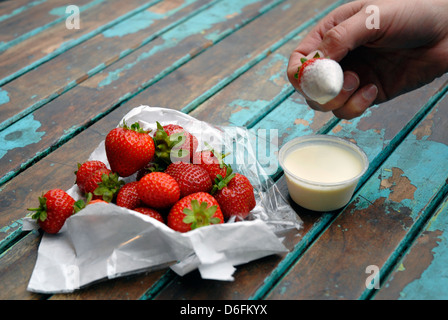 Erdbeeren und Sahne Stockfoto