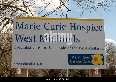 Marie Curie Hospice Zeichen, Solihull, Großbritannien Stockfoto